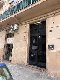 Via Agostino Todaro: bilocale arredato