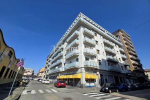 Stanza - Camera a Torino 4 locali