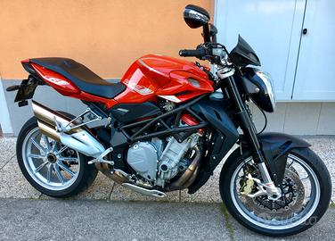 MV Agusta Brutale 1090 R (Con Monoblocco Rotto)