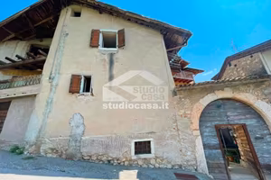 Casa indipendente di 120 m² con 5 locali a Nogared
