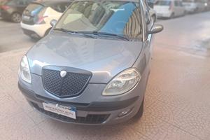 Lancia Ypsilon 1.2Solo137000Km-NEOPATENTATI-Euro38