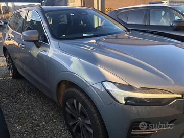 VOLVO XC60 B4 (d) AWD automatico Core