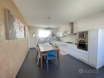 Villa di 196 m² con 5 locali e box auto doppio a L