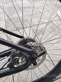 Mountain bike specialized L