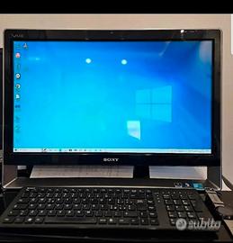 Pc incorporato nel Monitor.