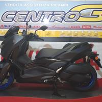 YAMAHA X-Max 300 tua da 99€ al Mese