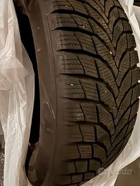 Pneumatici invernali pochissimo usati