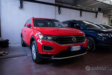 Volkswagen T-Roc 1.5 tsi Business