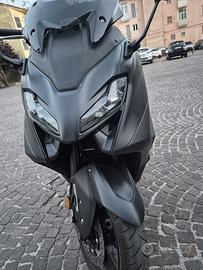Tmax 560
