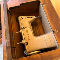 Macchina da cucire singer anche con motorino