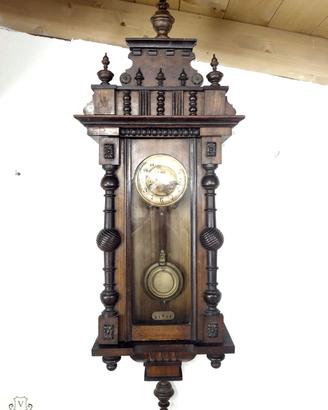 176393 Antico orologio a pendolo funzionante