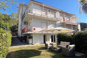Castiglioncello: con giardino, 500 m dal mare