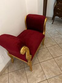 Divanetto e sedia antica