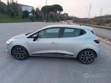 Renault Clio 1.5 Duel 75CV 