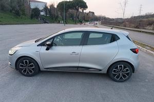 Renault Clio 1.5 Duel 75CV 