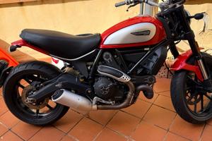 Ducati Scrambler Icon Red 800