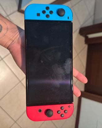 Switch oled Accetto scam*bi