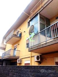 Comodo 3 vani primo piano con doppi servizi