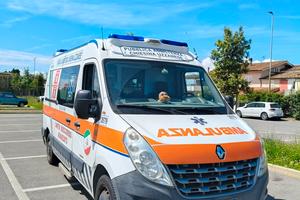 Ambulanza Renault Master 2.3L 146cv 