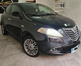 Lancia Ypsilon 1.2 69 CV 5 porte Platinum S&S