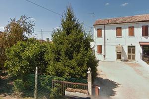 Vendita di Villa in via argine po, 1