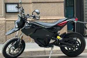 Zero fx e (moto elettrica)