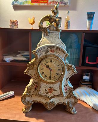 Orologio dipinto a mano