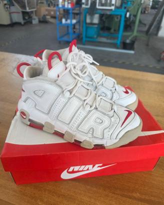 Nike Uptempo 