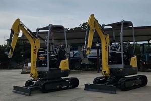 ESCAVATORE WACKER NEUSON EZ 17 SUPER