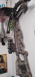 balestra 180 libbre con faretra e ottica €400