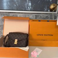 Borsa Louis Vuitton Metis originale