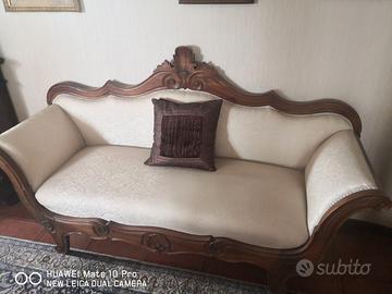 Divanetto a barca Luigi Filippo in noce massello