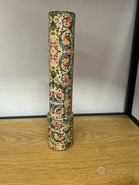 Caleidoscopio vintage decorato in cartone