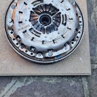 FRIZIONE CON VOLANO B MASSA BMW 320 DIESEL