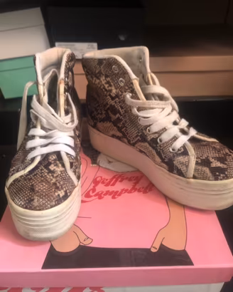 Jeffrey campbell