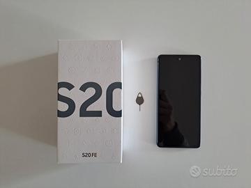 Samsung S20 FE 128GB + MicroSD 128GB