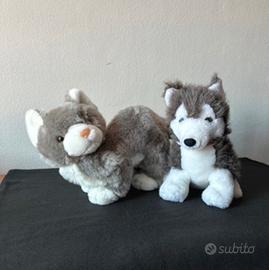 Coppia di peluche Husky e Gatto