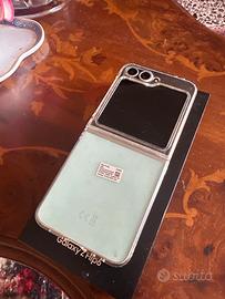 Samsung  galaxy flip 6