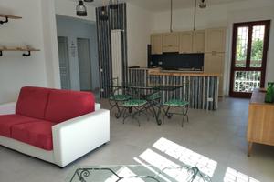 Villa unifamiliare su 2 livelli o porzione