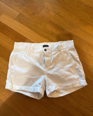 Pantaloncini di marca Motivi