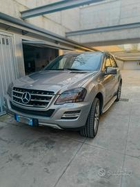 Mercedes-Benz ML350 Grand Edition 
