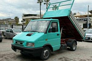 Iveco Daily 35.8 2.5 Diesel PC Cab. Classic