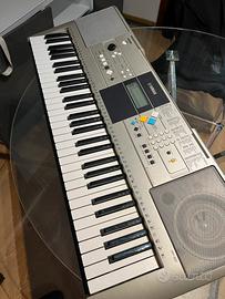 Yamaha YPT-320