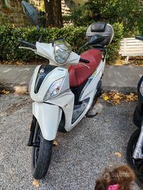 Sym Symphony ST 125 del 2022 con soli 9.000km
