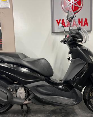Piaggio Beverly 350 Police