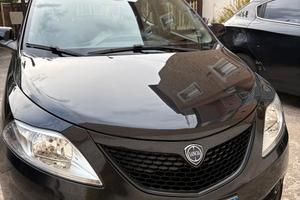 Lancia Ypsilon GPL