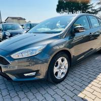 Ford Focus 1.6 120 CV GPL Titanium