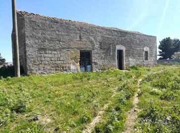 Rustico con uliveto A rilievo