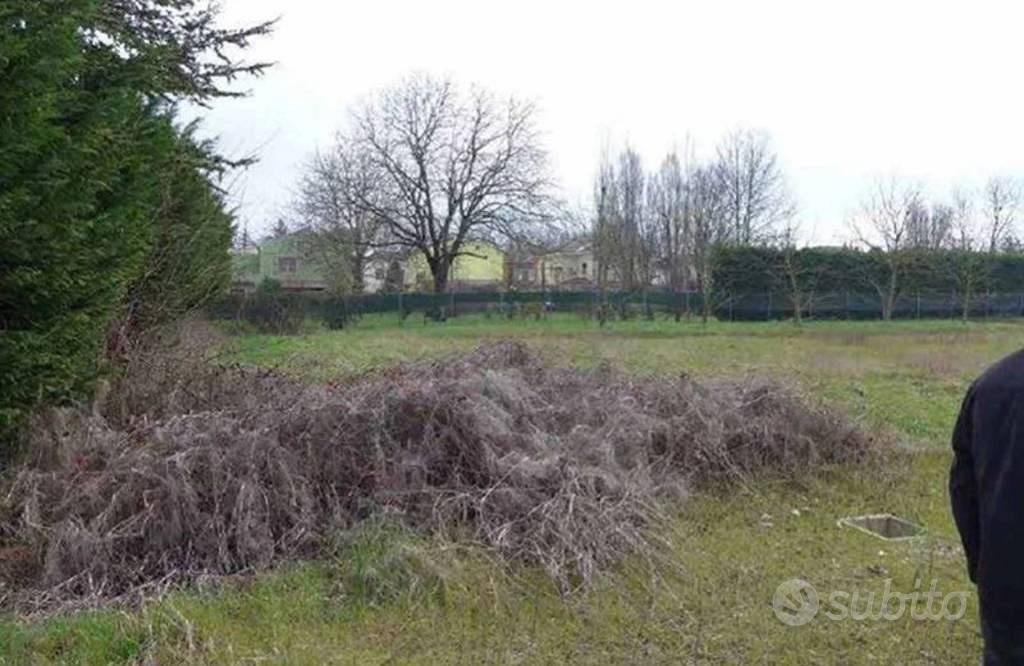 Immobile in asta di 6732 m² a Rolo - Vista 4