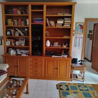 Libreria e due armadi
